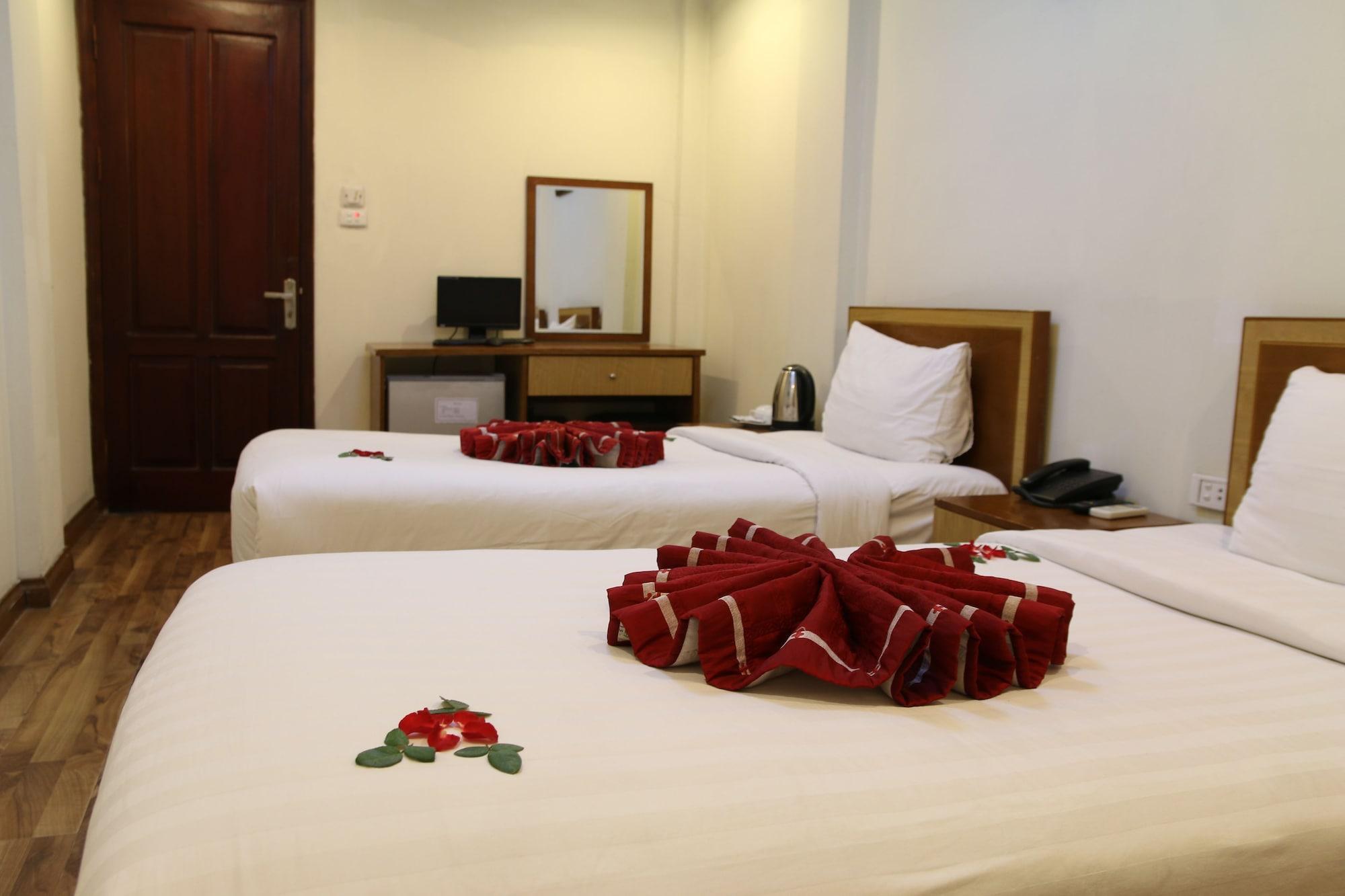 Hanoi Charming Hotel Exterior photo