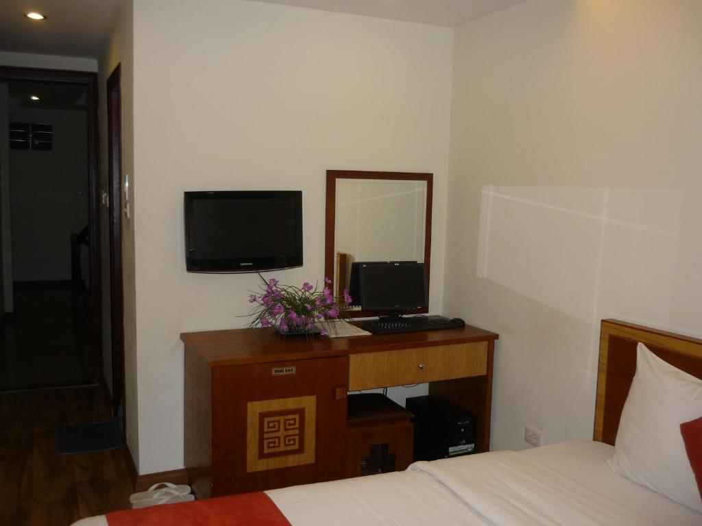 Hanoi Charming Hotel Exterior photo